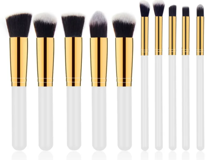 LumiQ Elegante Set de Brochas de Maquillaje con Mango de Madera