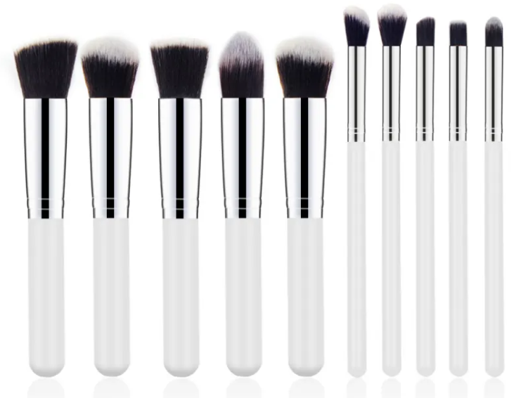 LumiQ Elegante Set de Brochas de Maquillaje con Mango de Madera