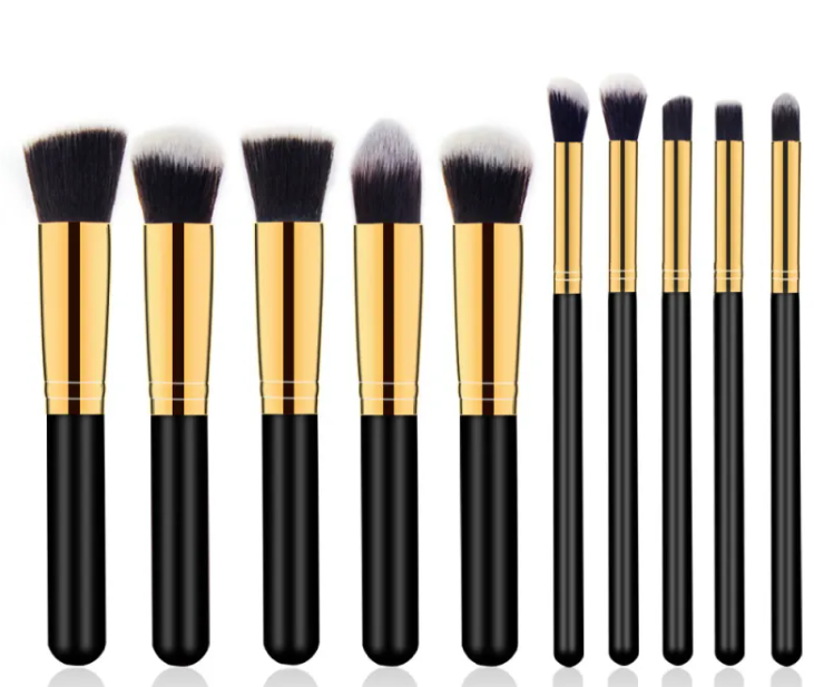 LumiQ Elegante Set de Brochas de Maquillaje con Mango de Madera